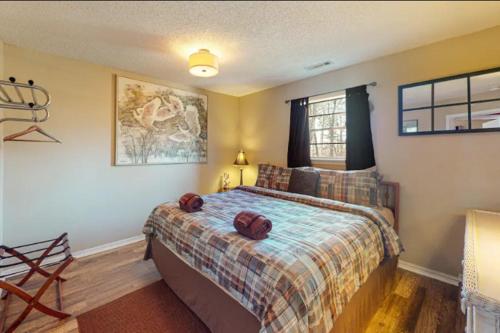 The Grand Suite - Tradewinds in Eureka Springs, USA