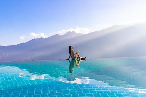 Swimming pool, The Mong Village Resort & Spa in Lao Chải Tả Ván