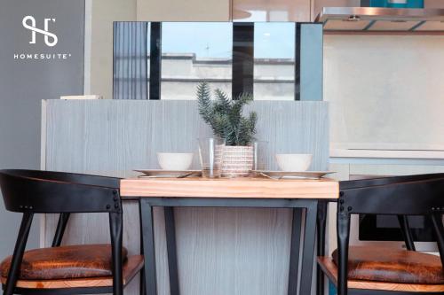 Homesuite' Home at Riverson Soho