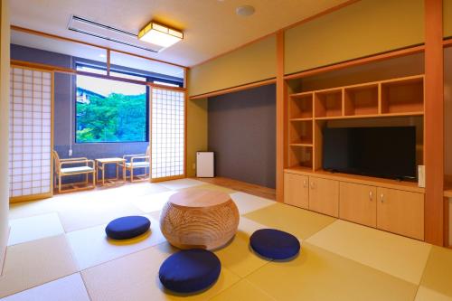 Japanese-Style Room  - Shared Bathroom - Non-Smoking