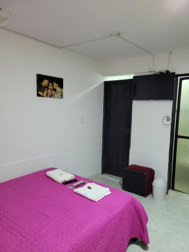 Double Room image 2