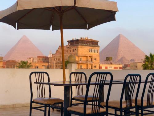 Matto Pyramids Inn - image 5