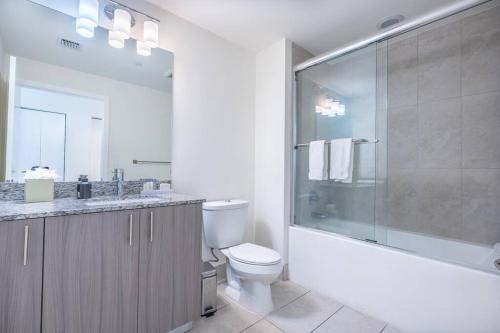 Stunning Apartment in Downtown Doral thumb 4