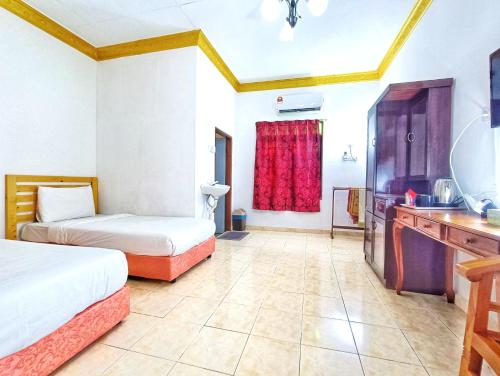 Chalet Yunie Marang by RVH in Marang