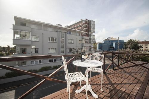 Spring Tide Inn by CTHA