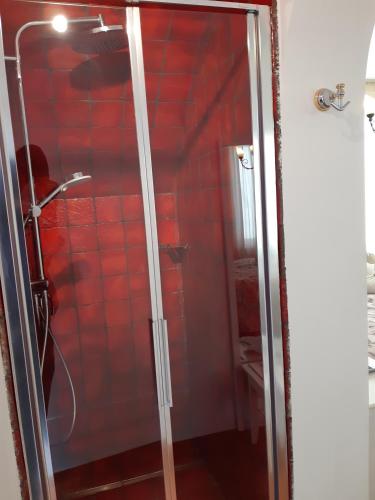 Standard Double Room image 3