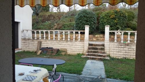 Grande maison 6 chambres indépendante avec jardin et terrasse - Location saisonnière - Lisses