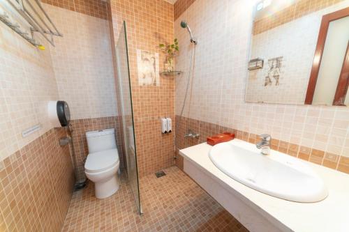 Bagno, Ly Ly Hotel in Distretto 6
