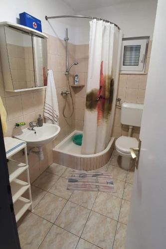 Family friendly seaside apartments Sevid Trogir - 14790 - image 5