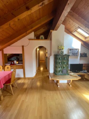 Appartamento Monzoni - Apartment - Pozza di Fassa