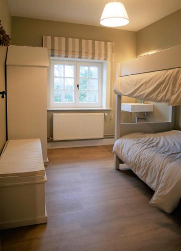 Three-Bedroom Villa image 10