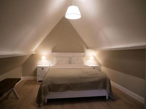 Three-Bedroom Villa image 6