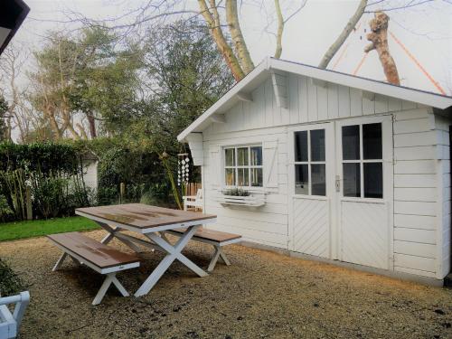 Three-Bedroom Villa image 4