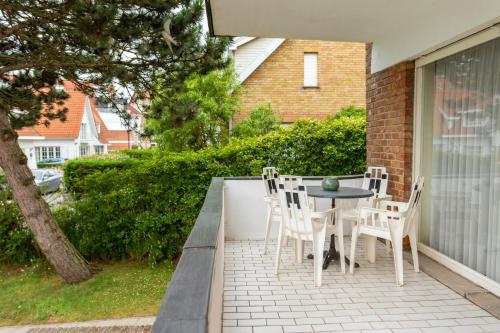 Three-Bedroom Apartment image 3