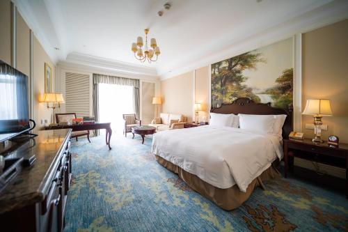 Crowne Plaza Qingdao Ocean Spring Resort By IHG in Jimo