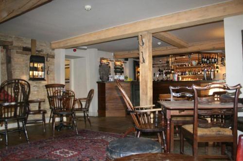 Queens Head Inn - image 9