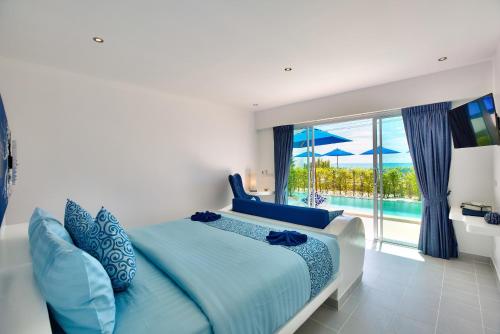 room detail thumbnail 0