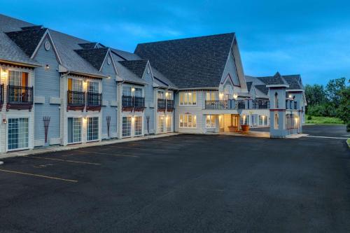 Days Inn by Wyndham Edmundston