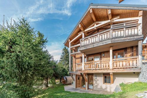 NOUVEAU ! Chalet Octopussy avec jacuzzi et sauna, 4 chambres pour 8 personnes Les Gets