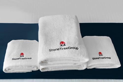 StoneTree - Luxurious 1BR with Amazing Sea View - image 13
