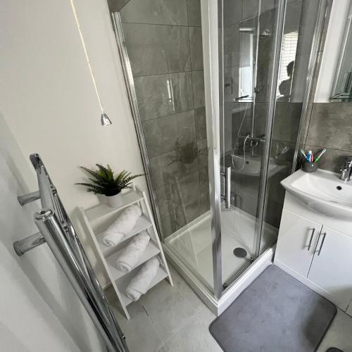 STUNNING 2 Bedroom City Centre Apartment with FREE PARKING, Birmingham (fotografie 7)