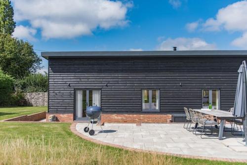 The Old Cherry Barn - Luxury barn conversion