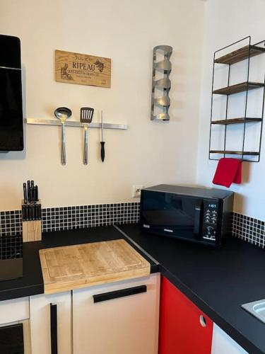 F2 avec terrasse et magnifique vue mer in Schœlcher