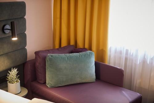 Comfort Room image 7