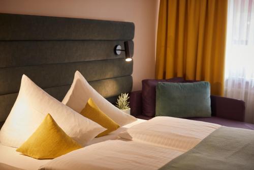 Comfort Room image 6