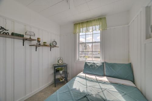 Cozy Hampton Vacation Rental, Walk to Beach!