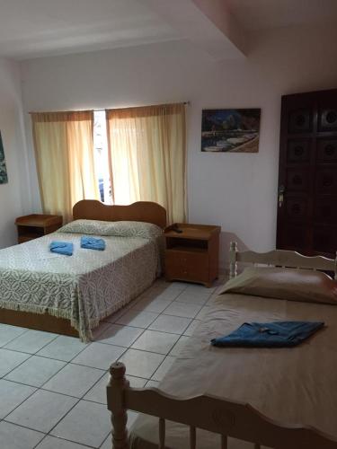 1 double bed, 3 twin beds