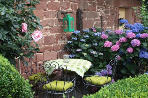 Kert, Ferienwohnung Familie Westermann in Kapellen-Drusweiler