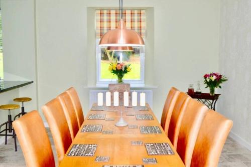 Coach House, Middleton Hall Estate in เดทแชนท์