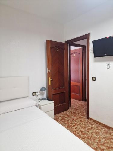 1 twin bed