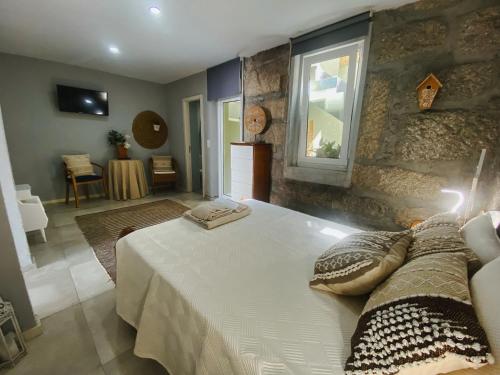  En-Suite Bedroom and Garage in Porto City Center in Porto