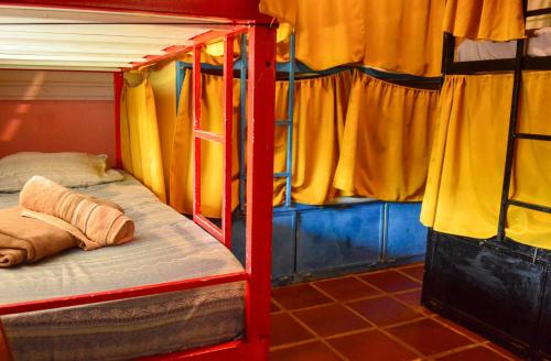 Posto Letto in Dormitorio Misto con 10 Letti