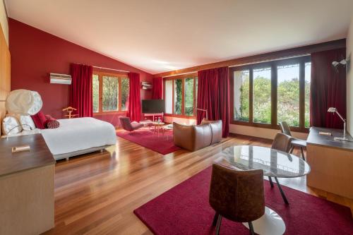 Riscal Suite mit 1 Kingsize-Bett und Blick auf die Weinberge sowie die Berge - Nicht kostenfrei stornierbar Hotel Marqués de Riscal, a Luxury Collection Hotel, Elciego 12