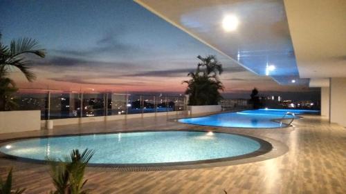 Wiwi Formosa Residence Nagoya With Balcony-spacious - Batam