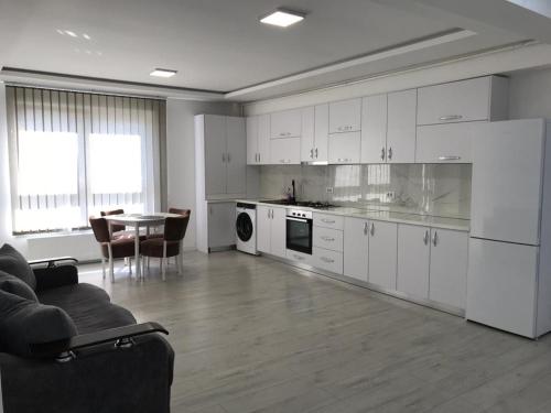 Luxury 2 bedrooms Apartment Radauti