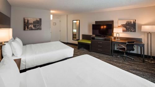 Best Western Plus Wausau Tower Inn