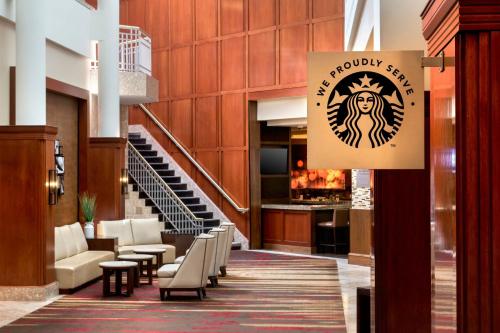 Philadelphia Airport Marriott - image 6