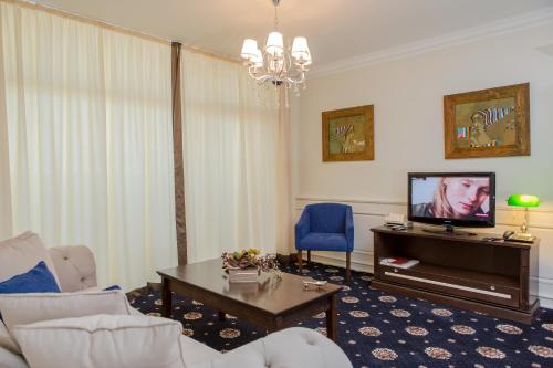 VIP Suite with Sea View image 10