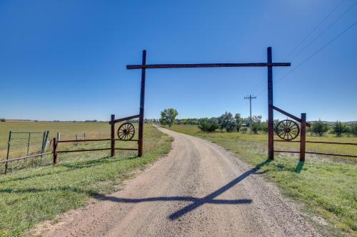 Black Hills Vacation Rental 25 Mi to Mt Rushmore!