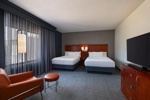 One-Bedroom Suite with Two Double Beds and Sofa Bed