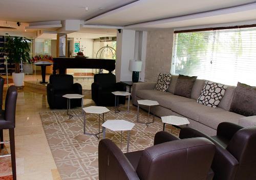 Bar/lounge, Country International Hotel in Barranquilla