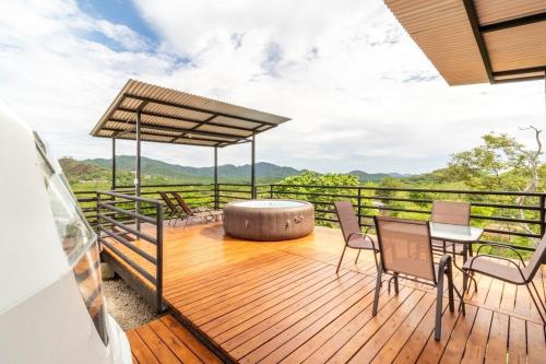 Pezsgőfürdő, Glamping en Playa Potrero in Potrero