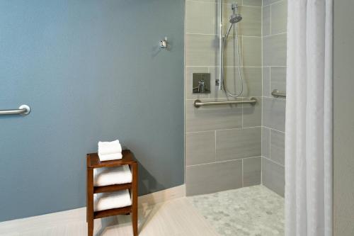Marriott Anchorage Downtown - image 9