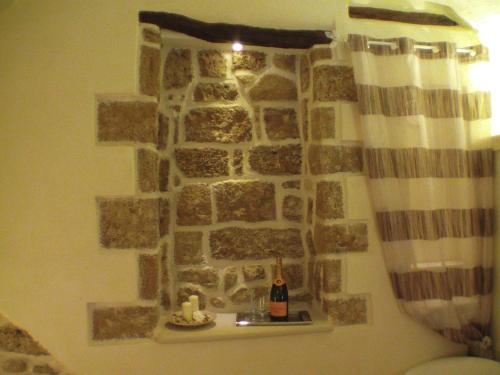 La Grotta - image 11