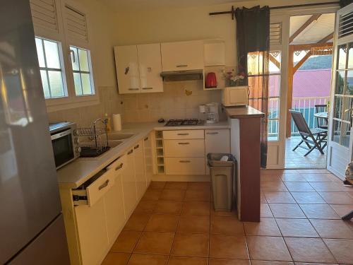 Océan bleu 972 Beige N 1 (Ocean bleu 972 Beige N 1) in Les Anses-d'Arlet