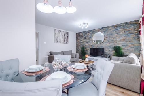 Stylish 3 Bedroom home close to Manchester City centre gîte à louer Oldham Mumps Railway Station